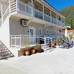 George Studios 1